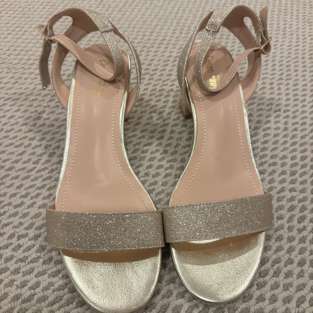 Dream Paris Shimmering gold Strap Heels